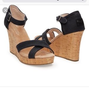 TOMS black sienna wedge